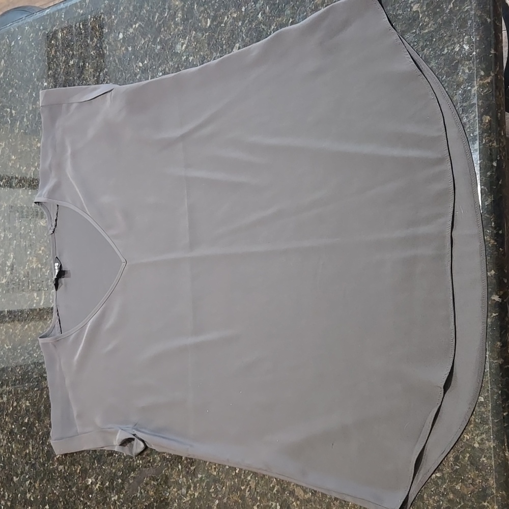 Express vneck top